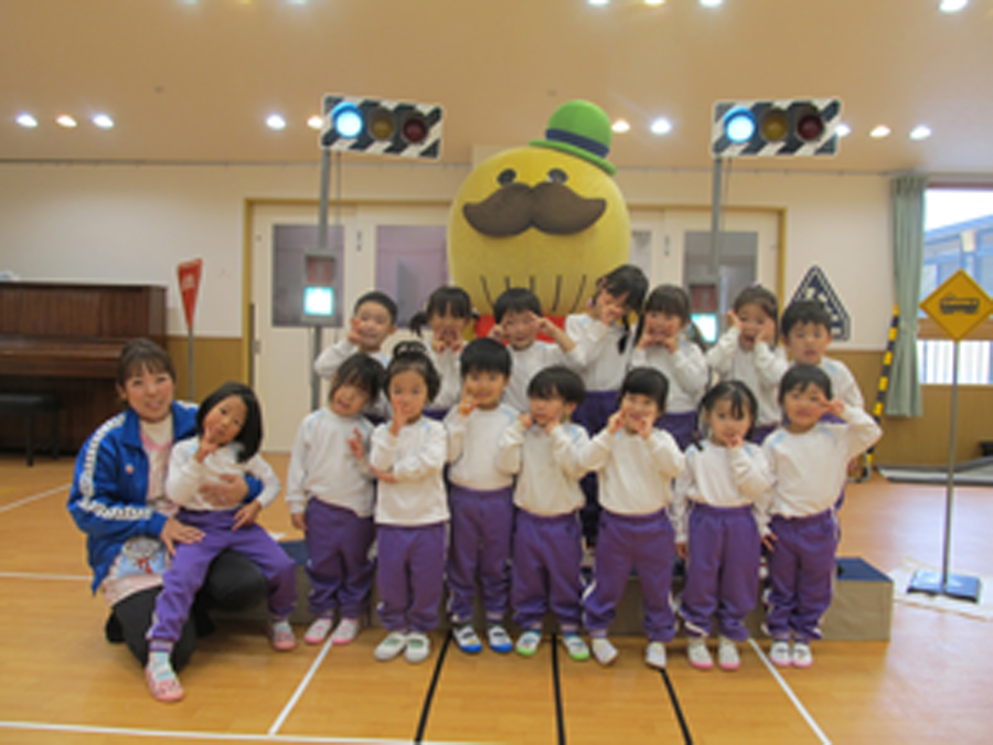 保護者様専用ページ：ひばり組11月の園写真