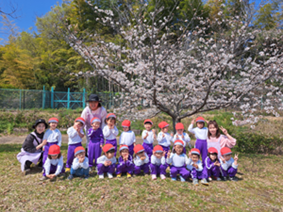 保護者様専用ページ：ひばり組の集合写真